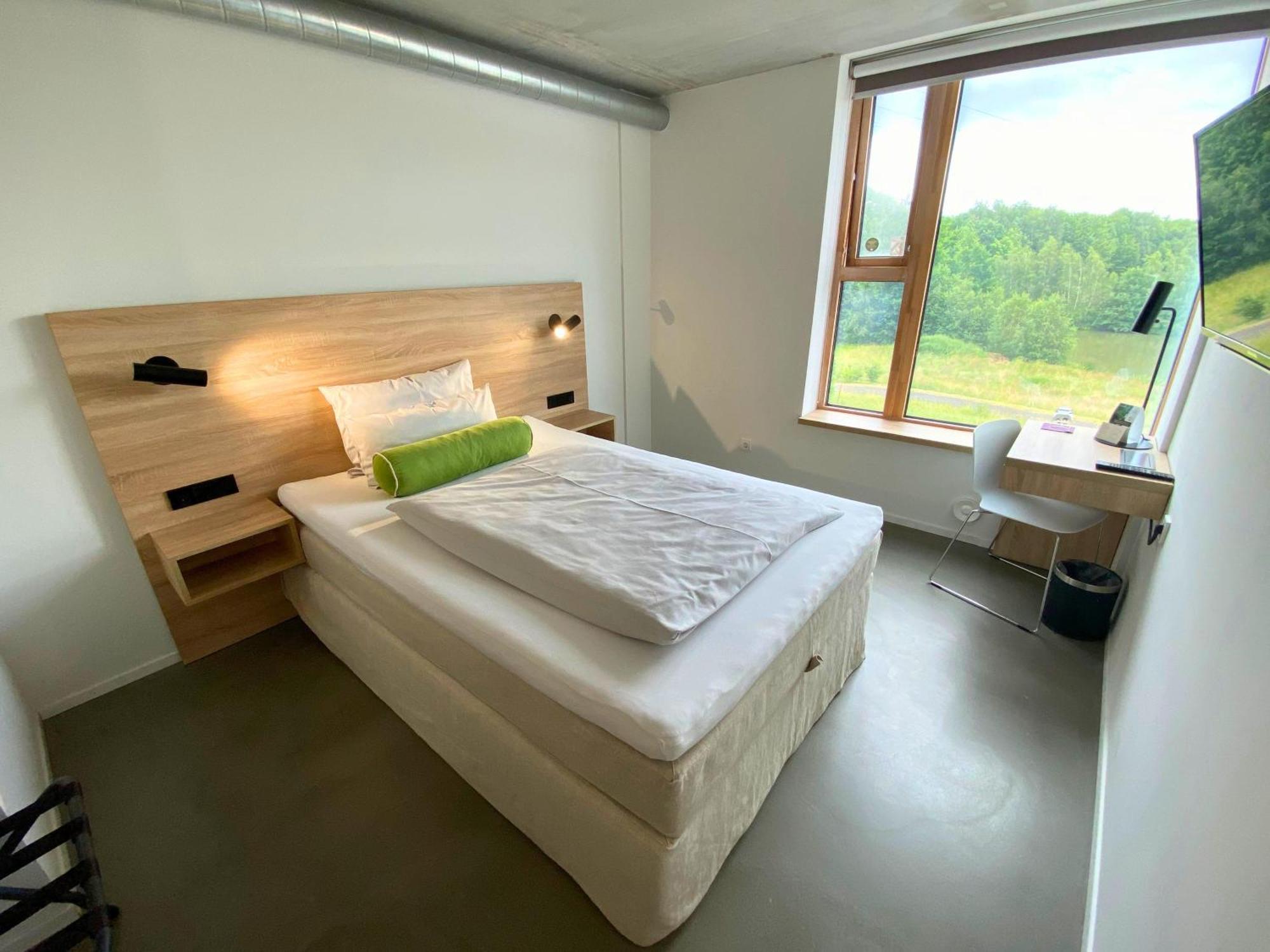 Avaneo Hotel Марктредвиц Экстерьер фото